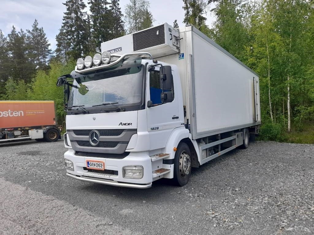 Mercedes-Benz Axor 1829 - Camião frigorífico: foto 2 Mercedes-Benz Axor 1829 - Camião frigorífico: foto 2