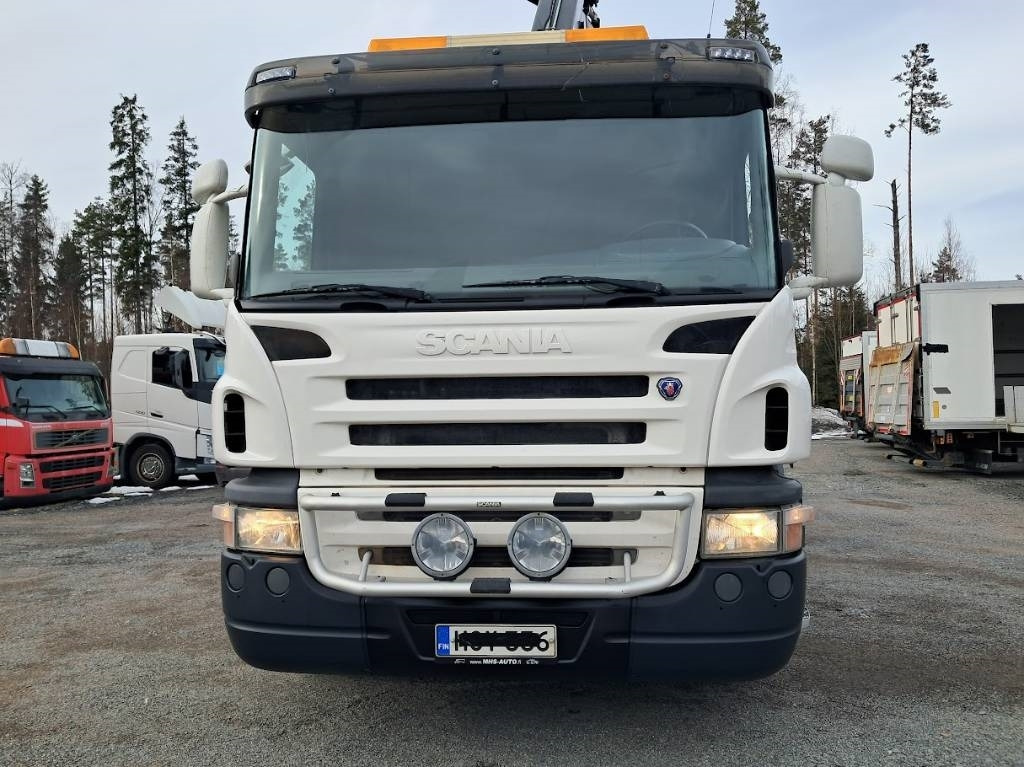 Scania P 340 - Camião grua: foto 2 Scania P 340 - Camião grua: foto 2