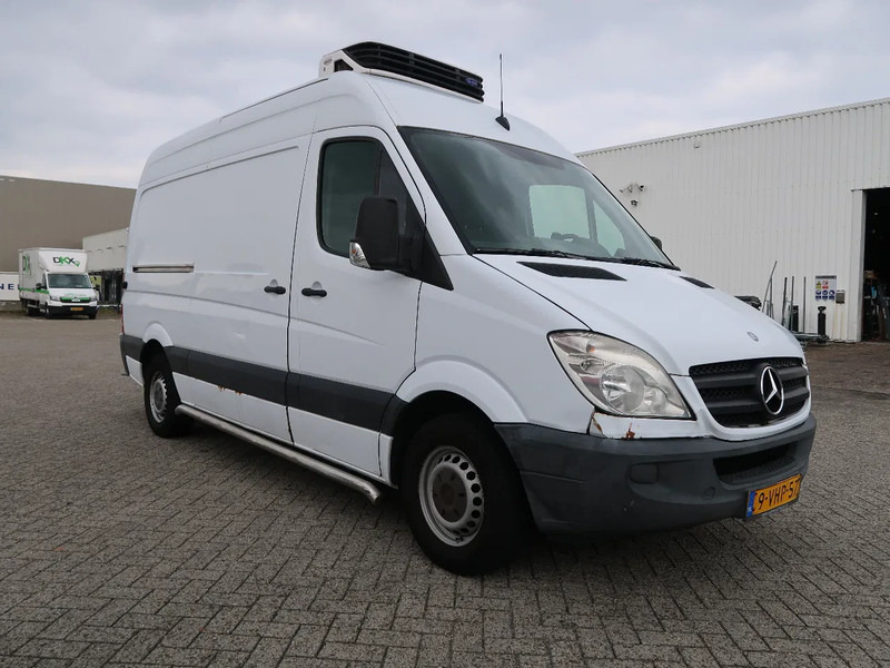 Mercedes-Benz Sprinter 311 CDI, L2H2, Manual, Carrier, TUV, NL Van, Top! - Carrinha frigorífica: foto 2 Mercedes-Benz Sprinter 311 CDI, L2H2, Manual, Carrier, TUV, NL Van, Top! - Carrinha frigorífica: foto 2