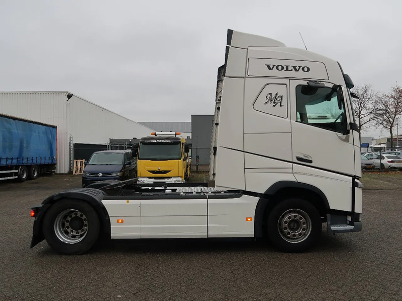 Volvo FH 460 4x2, Globe, LA chass, 2 tanks, ACC, TOP! - Tractor: foto 5 Volvo FH 460 4x2, Globe, LA chass, 2 tanks, ACC, TOP! - Tractor: foto 5