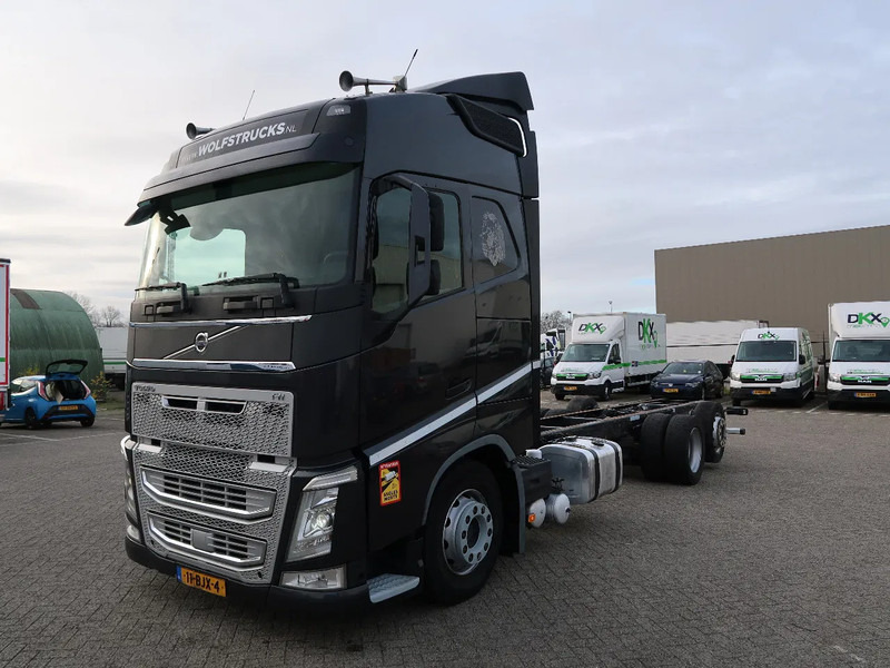 Volvo FH 420 Glob, I-Park Cool, ACC, NL Truck, TOP! - Camião chassi: foto 1 Volvo FH 420 Glob, I-Park Cool, ACC, NL Truck, TOP! - Camião chassi: foto 1