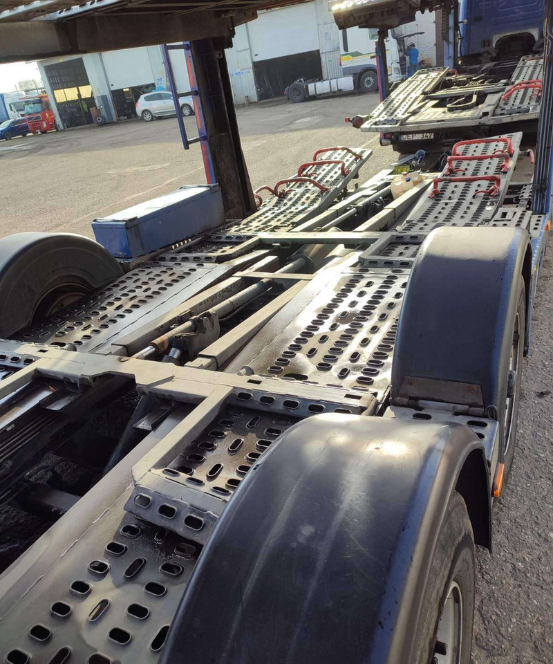 Camião transporte de veículos Scania P 380 LB: foto 10 Camião transporte de veículos Scania P 380 LB: foto 10