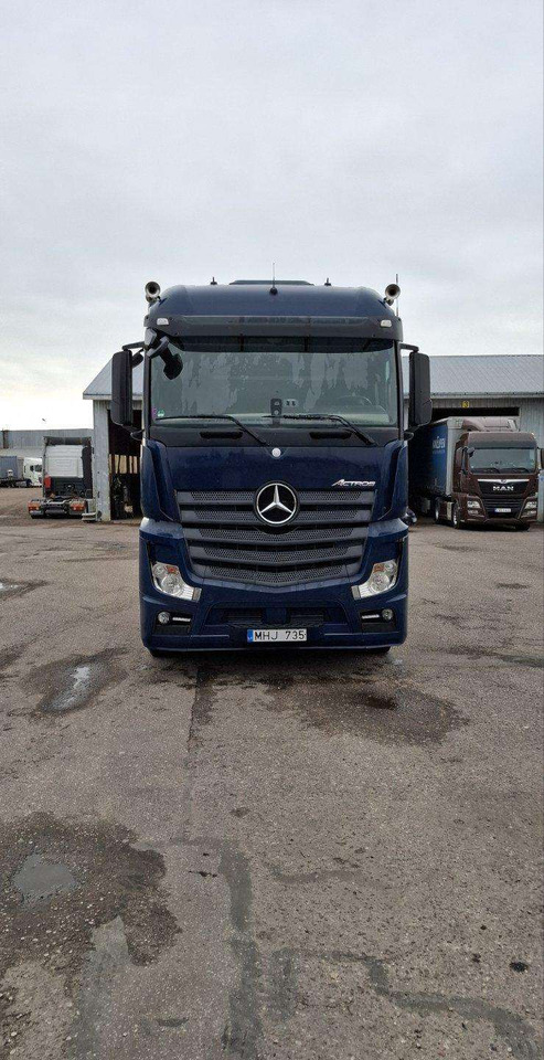 Mercedes-Benz Actros - Tractor: foto 1 Mercedes-Benz Actros - Tractor: foto 1