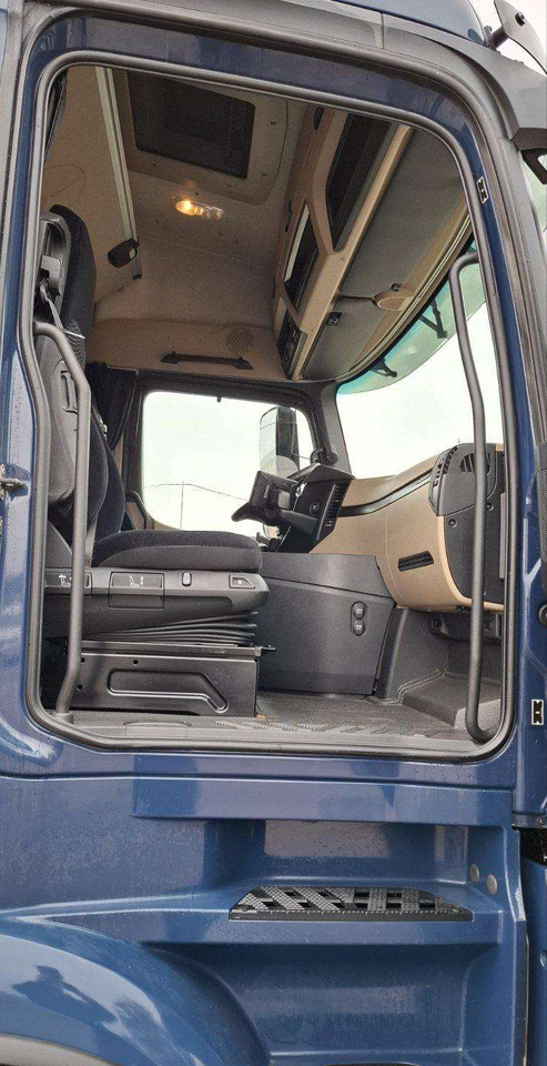 Tractor Mercedes-Benz Actros: foto 7