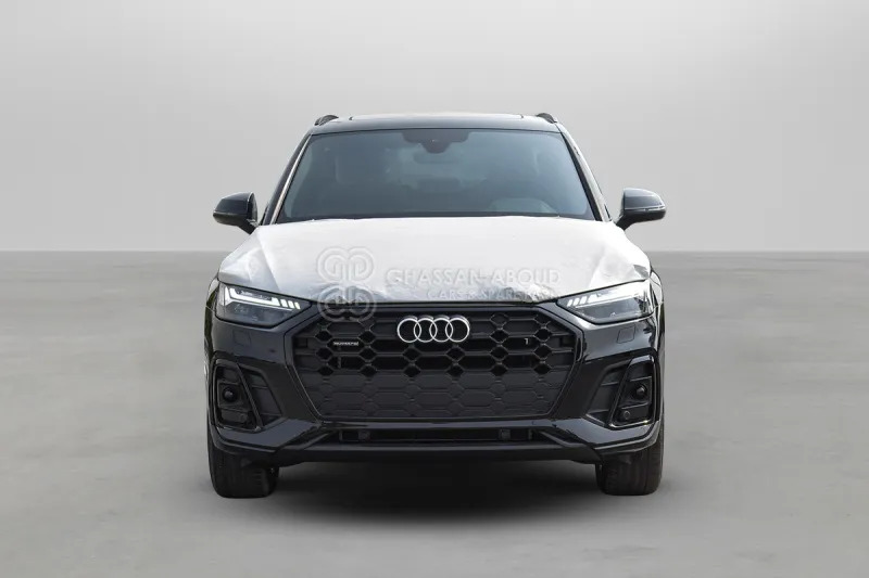Audi Q5 AWD quattro with ultra technology - SUV: foto 2 Audi Q5 AWD quattro with ultra technology - SUV: foto 2