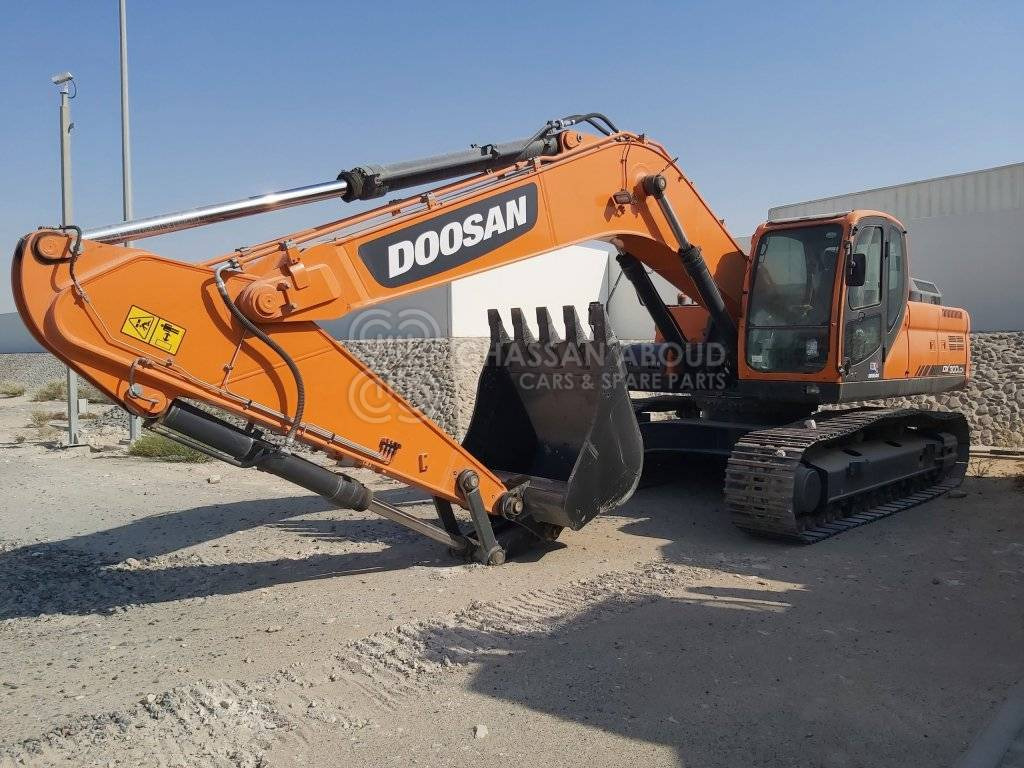 DOOSAN DX300 LCA – CRAWLER EXCAVATOR OPERATING WEIGHT 29.6 TON WITH 1.47 CBM BUCKET (HEAVY DUTY) SHOE 800MM TG MY2022 - Escavadora de rastos: foto 1 DOOSAN DX300 LCA – CRAWLER EXCAVATOR OPERATING WEIGHT 29.6 TON WITH 1.47 CBM BUCKET (HEAVY DUTY) SHOE 800MM TG MY2022 - Escavadora de rastos: foto 1