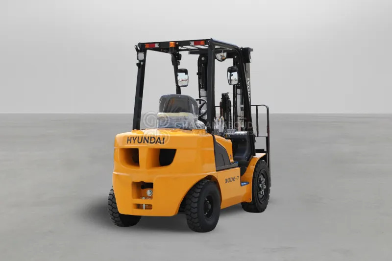 Hyundai Forklift 30DE-7 3 TONS DIESEL 3 STAGE - Empilhadeira a diesel: foto 5 Hyundai Forklift 30DE-7 3 TONS DIESEL 3 STAGE - Empilhadeira a diesel: foto 5