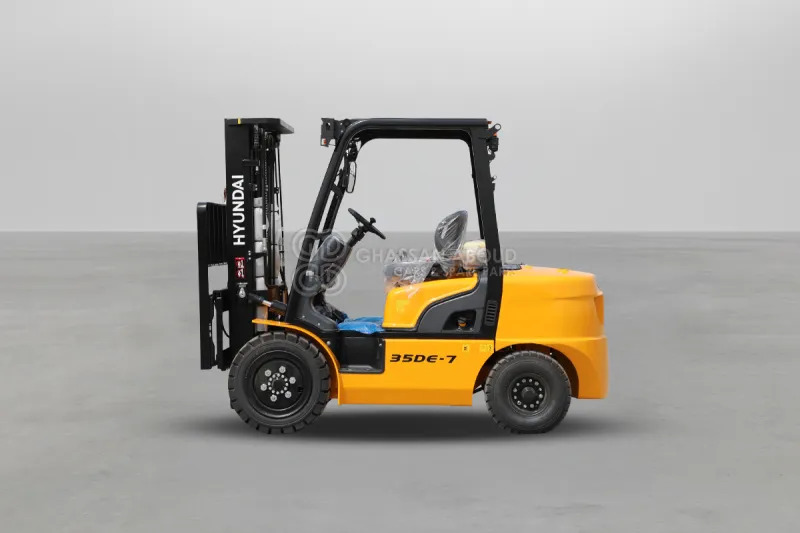 Hyundai Forklift 35DE-7 3.5 TONS DIESEL 3 STAGE - Empilhadeira a diesel: foto 2 Hyundai Forklift 35DE-7 3.5 TONS DIESEL 3 STAGE - Empilhadeira a diesel: foto 2