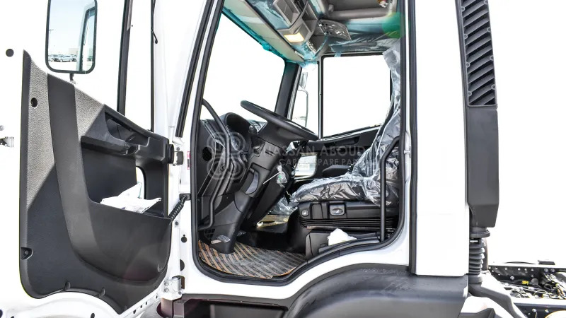 Iveco Euro Cargo ML180 4x2 Chassis - Camião chassi: foto 4 Iveco Euro Cargo ML180 4x2 Chassis - Camião chassi: foto 4