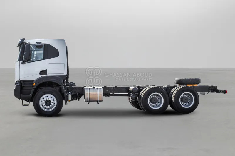 Iveco T-WAY AT380T47H 6x4 R24 Tyres Chassis - Barcelona Stock - Camião chassi: foto 4 Iveco T-WAY AT380T47H 6x4 R24 Tyres Chassis - Barcelona Stock - Camião chassi: foto 4