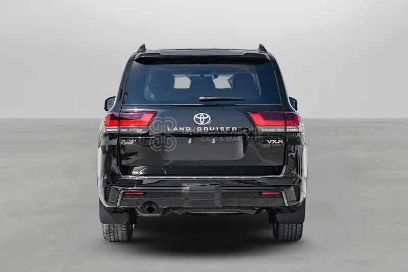 Toyota Land Cruiser 300 - SUV: foto 5 Toyota Land Cruiser 300 - SUV: foto 5