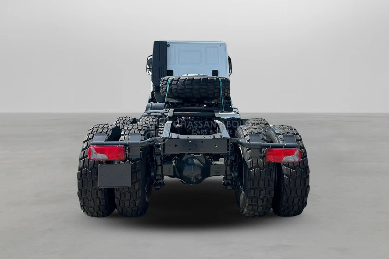 Iveco T-WAY AT720T47WTH 6x6 R20 Tyres Tractor Head - Barcelona Stock - Tractor: foto 3 Iveco T-WAY AT720T47WTH 6x6 R20 Tyres Tractor Head - Barcelona Stock - Tractor: foto 3