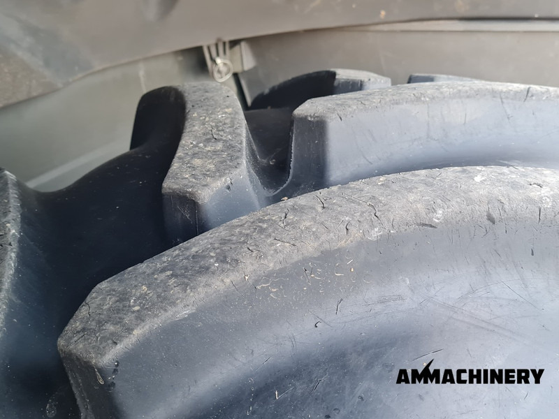 Picadora de forragem automotriz para transporte de alimentos Claas Jaguar 940 NIR Including Orbis 600SD: foto 17 Picadora de forragem automotriz para transporte de alimentos Claas Jaguar 940 NIR Including Orbis 600SD: foto 17