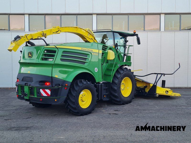 John Deere 8300 pro drive - Picadora de forragem automotriz: foto 5 John Deere 8300 pro drive - Picadora de forragem automotriz: foto 5