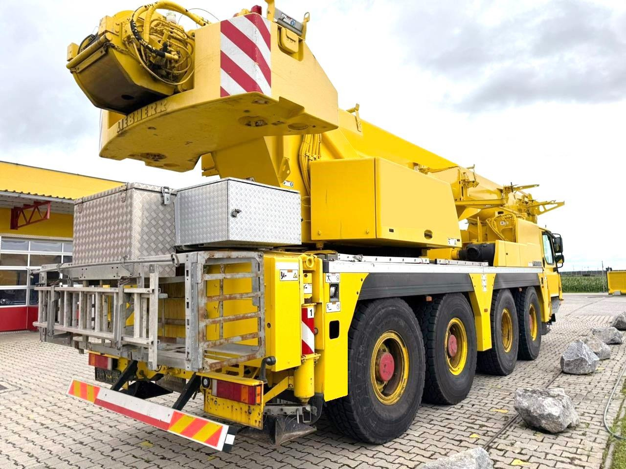 LIEBHERR LTM 1070-4.2 - Guindaste: foto 5 LIEBHERR LTM 1070-4.2 - Guindaste: foto 5