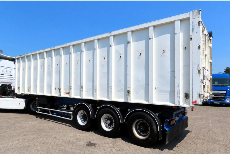 Semi-reboque basculante Benalu 55m3 , 5840 kg grain transport: foto 6