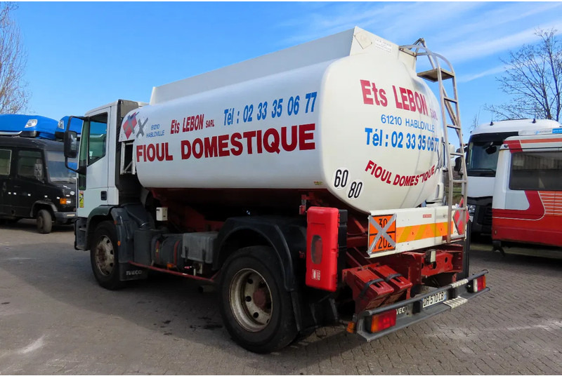 Iveco Eurocargo FUEL (DIESEL/PETROL) 8000 LITERS, COMP: 3500L,1000L, 3500L - Caminhão tanque, Camião grua: foto 5 Iveco Eurocargo FUEL (DIESEL/PETROL) 8000 LITERS, COMP: 3500L,1000L, 3500L - Caminhão tanque, Camião grua: foto 5