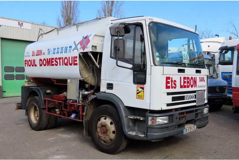 Iveco Eurocargo FUEL (DIESEL/PETROL) 8000 LITERS, COMP: 3500L,1000L, 3500L - Caminhão tanque, Camião grua: foto 2 Iveco Eurocargo FUEL (DIESEL/PETROL) 8000 LITERS, COMP: 3500L,1000L, 3500L - Caminhão tanque, Camião grua: foto 2