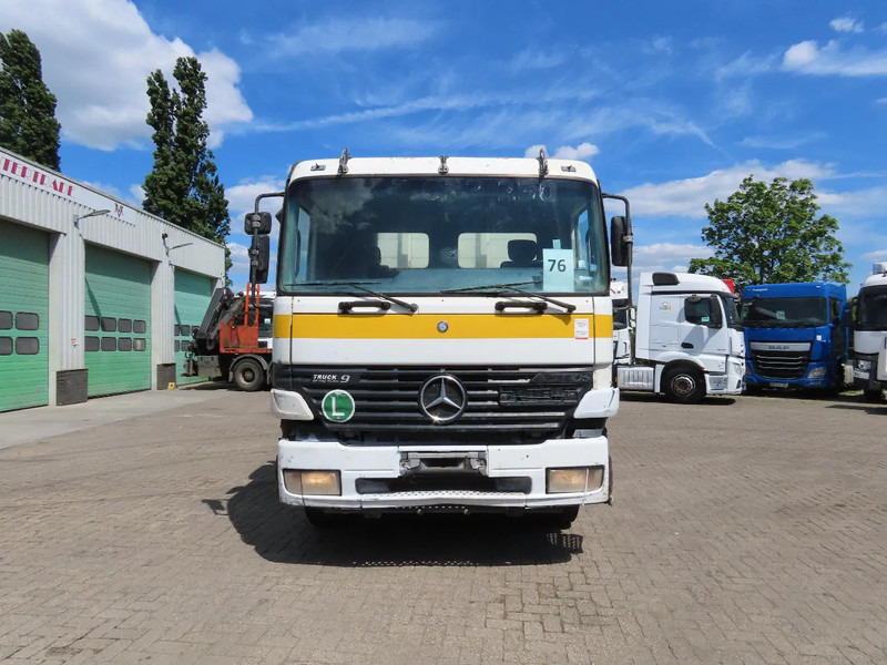 Mercedes-Benz Actros 2535 Crane Palfinger PK17000, 6x2 , 3 pedal. - Camião grua: foto 4 Mercedes-Benz Actros 2535 Crane Palfinger PK17000, 6x2 , 3 pedal. - Camião grua: foto 4