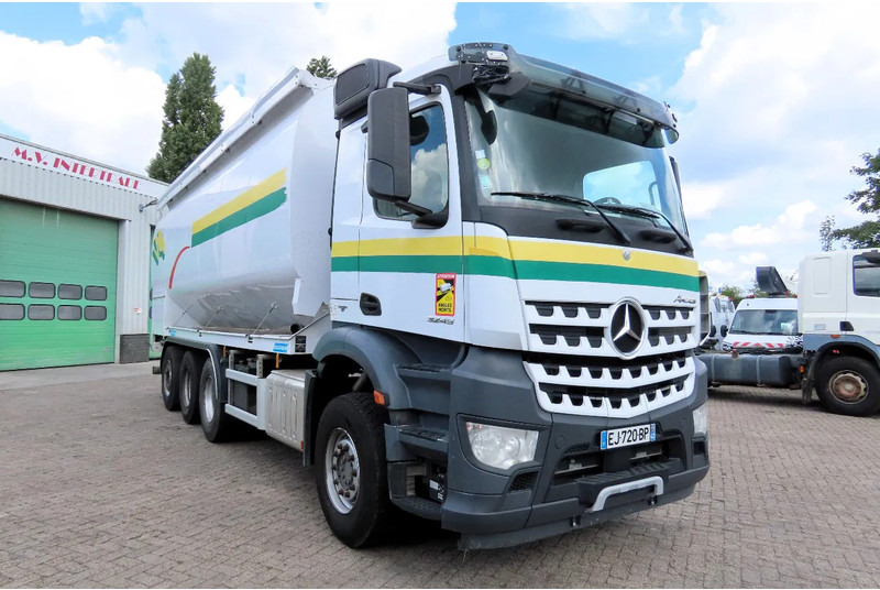 Mercedes-Benz Arocs 3245 8X4 SILO AUGER (FULL TRUCK IS FOR SALE) - Caminhão tanque: foto 3 Mercedes-Benz Arocs 3245 8X4 SILO AUGER (FULL TRUCK IS FOR SALE) - Caminhão tanque: foto 3