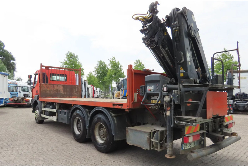 Renault Kerax 430 HIAB 211 EP4 , 6x4 - Camião grua: foto 3 Renault Kerax 430 HIAB 211 EP4 , 6x4 - Camião grua: foto 3