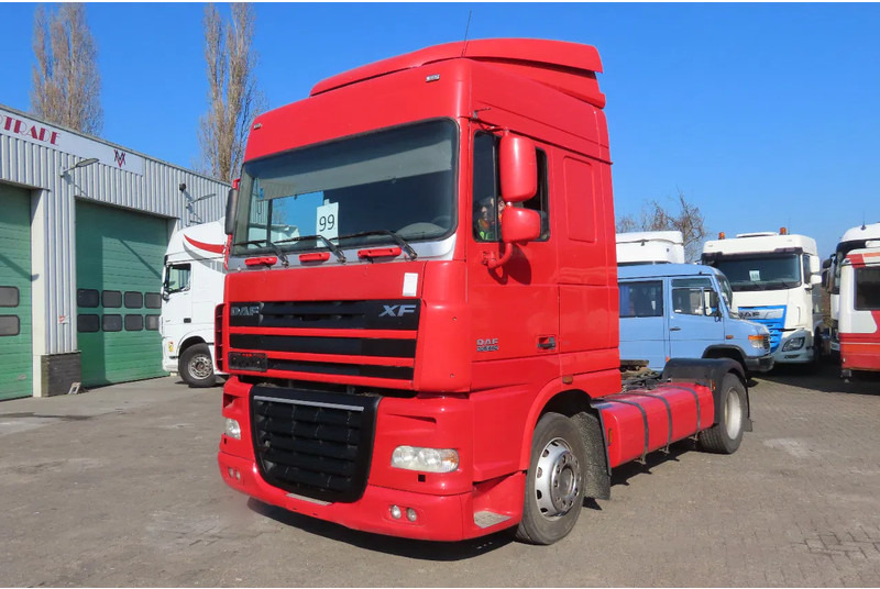 DAF XF 105.460 Evv - Tractor: foto 1 DAF XF 105.460 Evv - Tractor: foto 1
