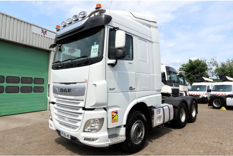 DAF XF 530 6x4 Retarder, Frigo, P-Cool, 2 beds - Tractor: foto 2 DAF XF 530 6x4 Retarder, Frigo, P-Cool, 2 beds - Tractor: foto 2