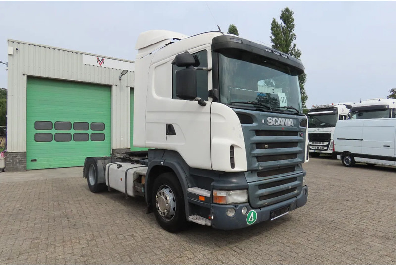 Scania R420 2 tanks, 2 beds, manual gearbox - Tractor: foto 1 Scania R420 2 tanks, 2 beds, manual gearbox - Tractor: foto 1