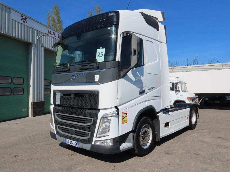 Volvo FH 460 YV2RTY0A3JB867622, FRIGO, 2X FUEL TANK, frigo, EURO6 - Tractor: foto 2 Volvo FH 460 YV2RTY0A3JB867622, FRIGO, 2X FUEL TANK, frigo, EURO6 - Tractor: foto 2
