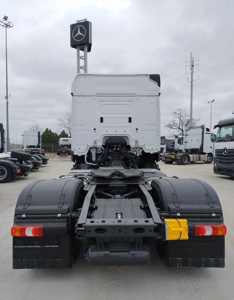 Mercedes-Benz Actros - Tractor: foto 4 Mercedes-Benz Actros - Tractor: foto 4