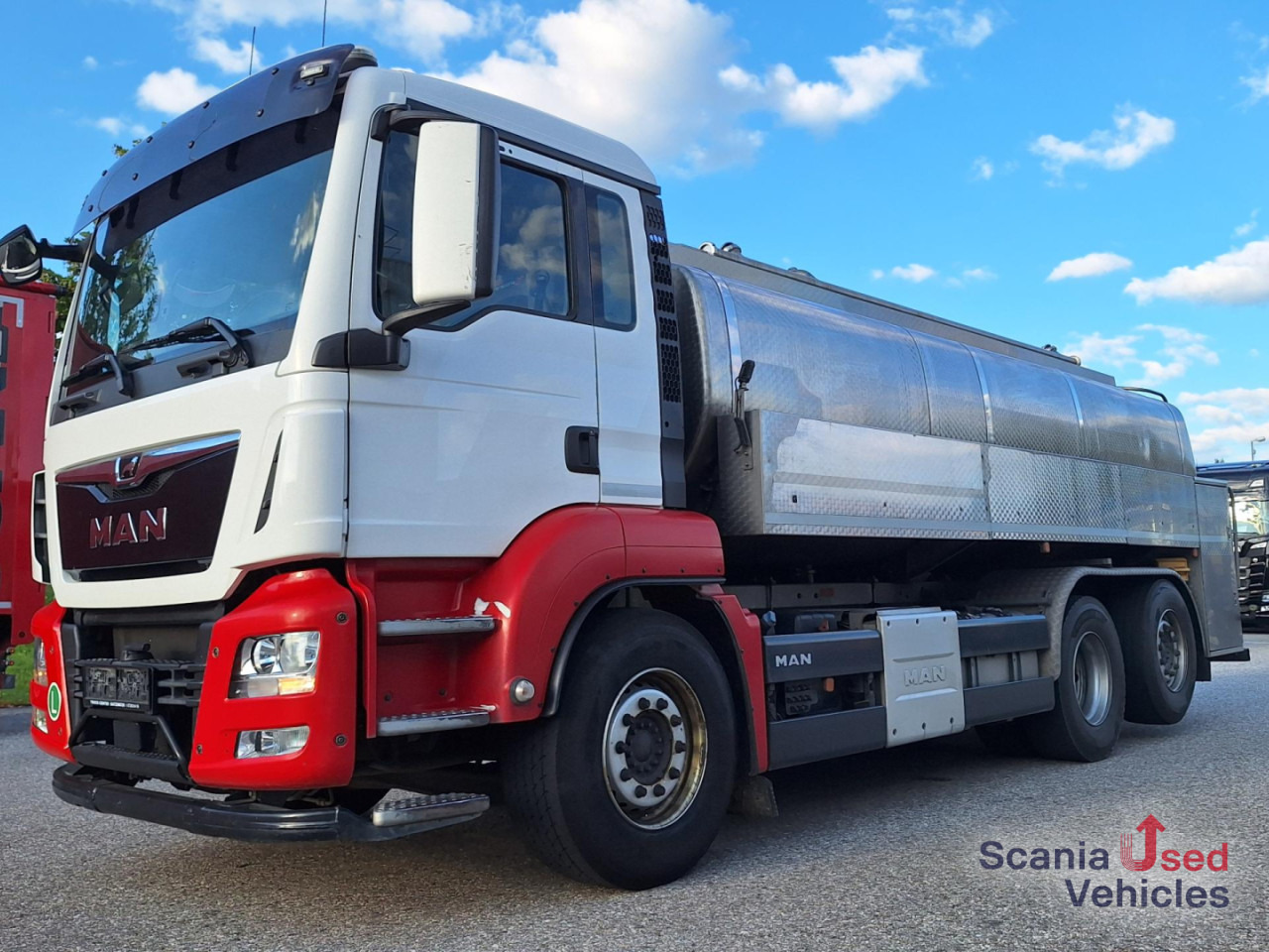 MAN TGS 26.460 6X2*4 Michsammelwagen!! - Caminhão tanque: foto 1 MAN TGS 26.460 6X2*4 Michsammelwagen!! - Caminhão tanque: foto 1