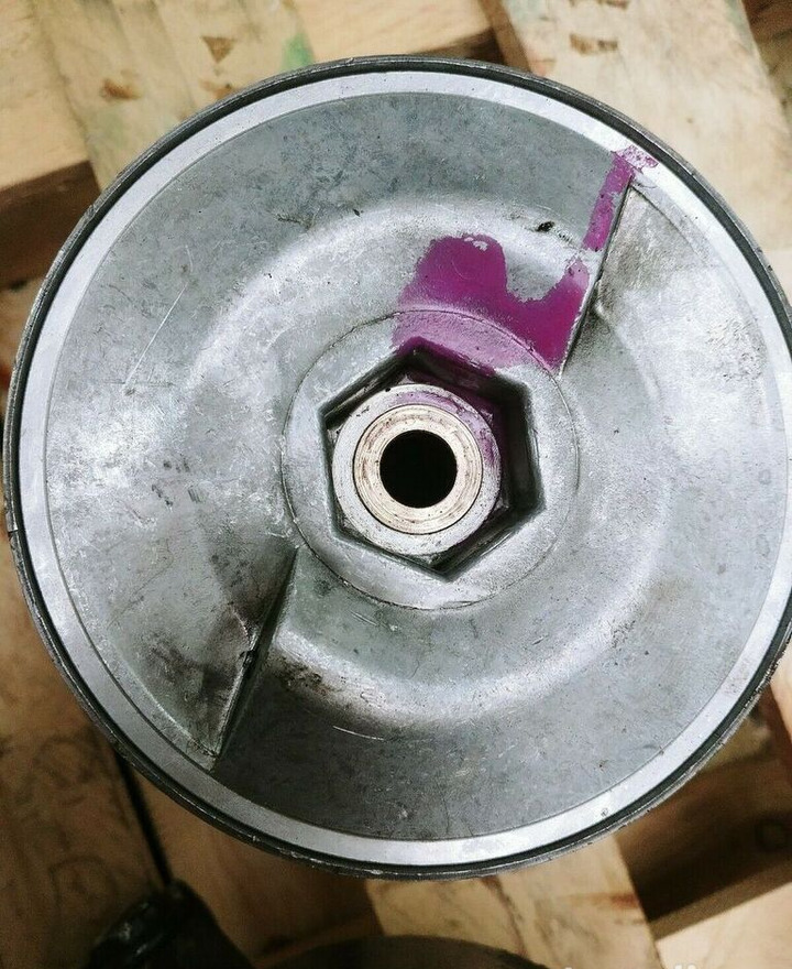 Scania OIL CENTRIFUGAL CLEANER, OIL SPINNER ASSEMBLY 1774447 2304242 - Filtro de óleo por Camião: foto 4 Scania OIL CENTRIFUGAL CLEANER, OIL SPINNER ASSEMBLY 1774447 2304242 - Filtro de óleo por Camião: foto 4