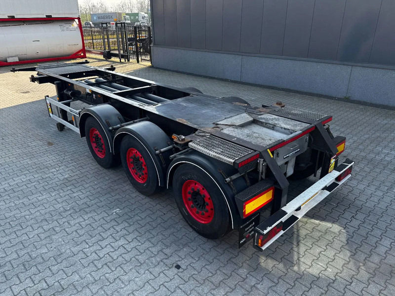 Burg 20FT/3-axles, SAF INTRADISC, ADR (EXII, EXII, FL, AT), 2x LIFTAXLE, NL-Chassis - Semi-reboque transportador de contêineres/ Caixa móvel: foto 5 Burg 20FT/3-axles, SAF INTRADISC, ADR (EXII, EXII, FL, AT), 2x LIFTAXLE, NL-Chassis - Semi-reboque transportador de contêineres/ Caixa móvel: foto 5