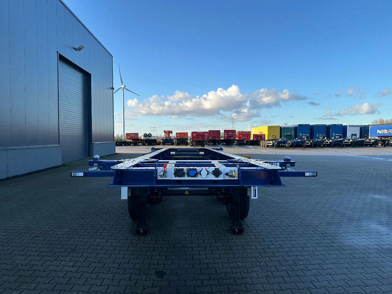Krone NEW / DIRECT AVAILABLE 20FT ADR-CHASSIS, EMPTY WEIGHT: 3.470kg, DISCBRAKES, LIFTAXLE, 2x available - Semi-reboque transportador de contêineres/ Caixa móvel: foto 5 Krone NEW / DIRECT AVAILABLE 20FT ADR-CHASSIS, EMPTY WEIGHT: 3.470kg, DISCBRAKES, LIFTAXLE, 2x available - Semi-reboque transportador de contêineres/ Caixa móvel: foto 5