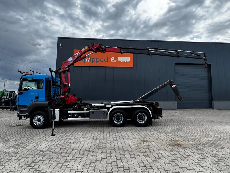 MAN TGS 33.440 6x4, EURO-4, HMF 1823 Crane + VDL HOOK, full spring, manual gearbox, MOT 03/2026 - Camião polibenne, Camião grua: foto 1 MAN TGS 33.440 6x4, EURO-4, HMF 1823 Crane + VDL HOOK, full spring, manual gearbox, MOT 03/2026 - Camião polibenne, Camião grua: foto 1