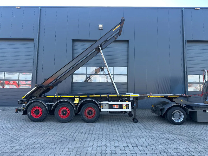 Van Hool 20FT, 66° Tipping-chassis, ADR (EX/II, EX/III, FL, OX, AT), SAF, 2 liftaxles, 380V - Semi-reboque transportador de contêineres/ Caixa móvel: foto 3 Van Hool 20FT, 66° Tipping-chassis, ADR (EX/II, EX/III, FL, OX, AT), SAF, 2 liftaxles, 380V - Semi-reboque transportador de contêineres/ Caixa móvel: foto 3