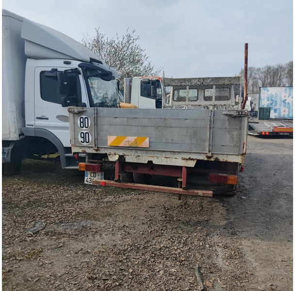 Renault 230 - Camião basculante: foto 5 Renault 230 - Camião basculante: foto 5