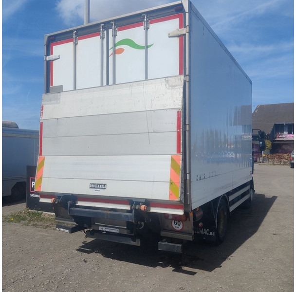 Renault Midlum-With-Hanging-Work-In-The-Fridge - Camião frigorífico: foto 4 Renault Midlum-With-Hanging-Work-In-The-Fridge - Camião frigorífico: foto 4