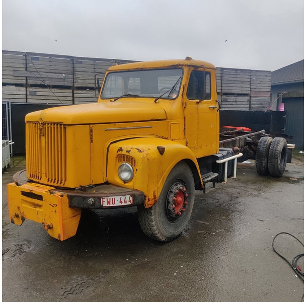 Scania 110 - Camião basculante: foto 1 Scania 110 - Camião basculante: foto 1