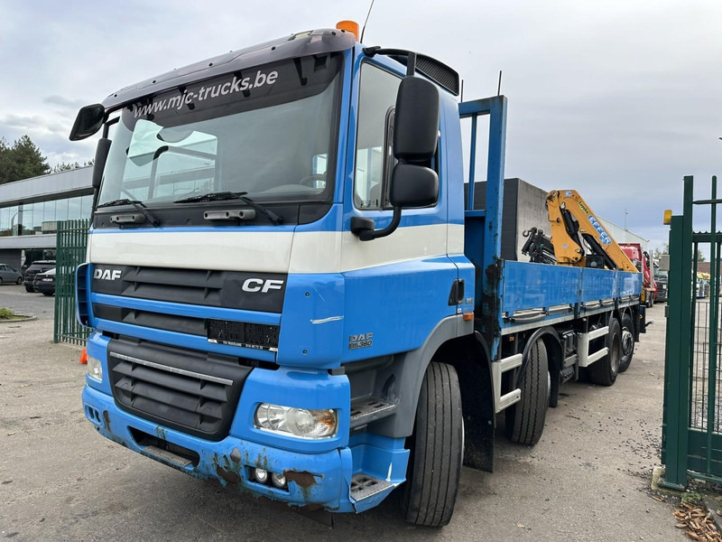 DAF CF 85.360 8x2 PLATFORM 7m35 + CRANE EFFER 165-3S + RADIO - MANUAL GEARBOX ZF - EURO 5 - BE TRUCK - Camião grua: foto 4 DAF CF 85.360 8x2 PLATFORM 7m35 + CRANE EFFER 165-3S + RADIO - MANUAL GEARBOX ZF - EURO 5 - BE TRUCK - Camião grua: foto 4