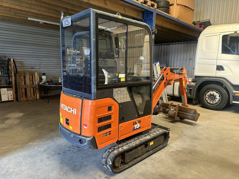 Hitachi ZAXIS ZX19-6 CR 1.9T - 1349H - CABINE - ADJUSTABLE TRACKS - EXTRA HYDR - QUICK HITCH - BE MACHINE - Mini escavadeira: foto 2 Hitachi ZAXIS ZX19-6 CR 1.9T - 1349H - CABINE - ADJUSTABLE TRACKS - EXTRA HYDR - QUICK HITCH - BE MACHINE - Mini escavadeira: foto 2