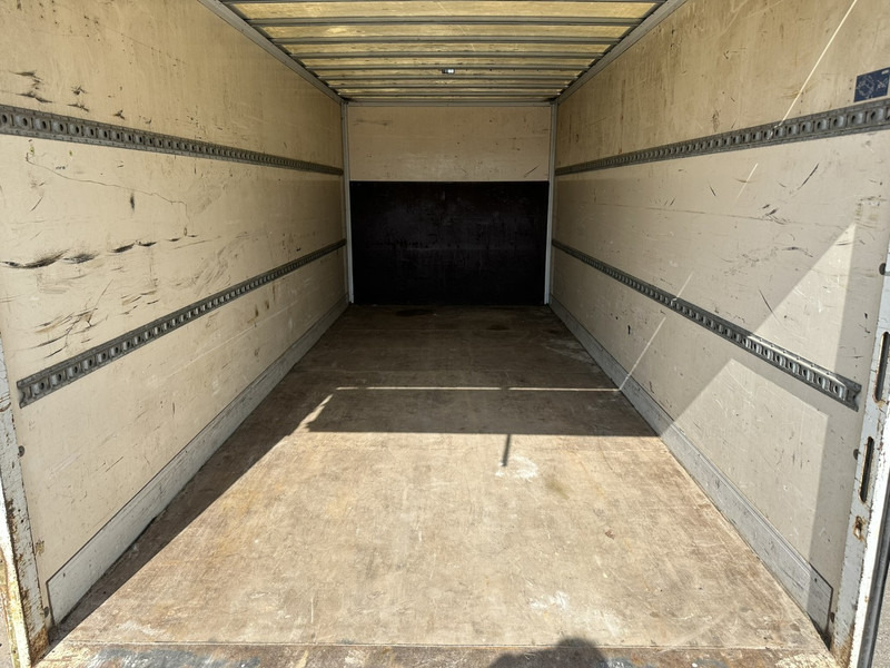 Camião furgão Iveco EUROCARGO 80E18 CLOSED BOX 6m00 x 2m49 x 2m37 - EURO 5 - *176.000km* - TAILLIFT - MANUAL - BE TRUCK: foto 14