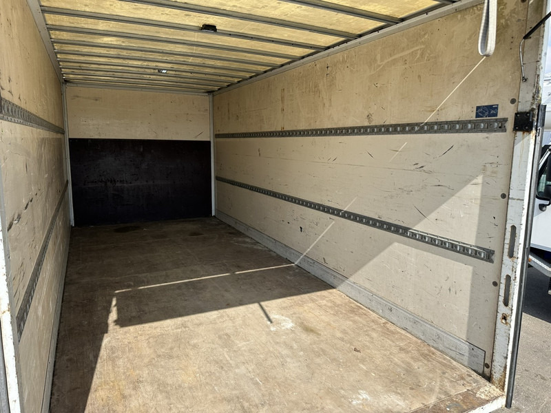 Camião furgão Iveco EUROCARGO 80E18 CLOSED BOX 6m00 x 2m49 x 2m37 - EURO 5 - *176.000km* - TAILLIFT - MANUAL - BE TRUCK: foto 16