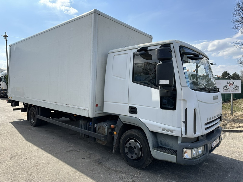 Iveco EUROCARGO 80E18 CLOSED BOX 6m00 x 2m49 x 2m37 - EURO 5 - *176.000km* - TAILLIFT - MANUAL - BE TRUCK - Camião furgão: foto 1 Iveco EUROCARGO 80E18 CLOSED BOX 6m00 x 2m49 x 2m37 - EURO 5 - *176.000km* - TAILLIFT - MANUAL - BE TRUCK - Camião furgão: foto 1