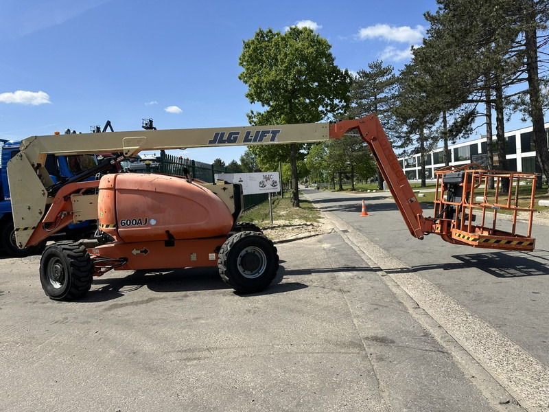 JLG 600AJ 4x4x4 - 20m - 230kg - DIESEL - BELGISCHE MACHINE - Plataforma aérea: foto 5 JLG 600AJ 4x4x4 - 20m - 230kg - DIESEL - BELGISCHE MACHINE - Plataforma aérea: foto 5