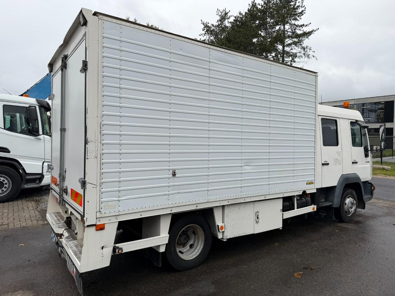 MAN LE 8.180 CLOSED BOX / KOFFER - DOKA - MANUAL GEARBOX - *248.000km* - STEEL SPRING / BLATT / LAMES - BE TRUCK - Camião furgão: foto 5 MAN LE 8.180 CLOSED BOX / KOFFER - DOKA - MANUAL GEARBOX - *248.000km* - STEEL SPRING / BLATT / LAMES - BE TRUCK - Camião furgão: foto 5