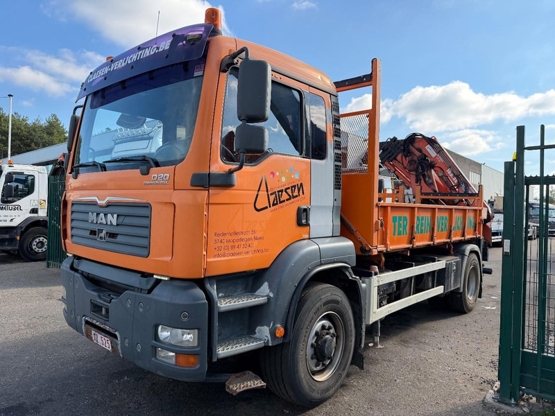 MAN TGA 18.310 4x4 Hydro-drive 2-SEITEN KIPPER + KRAN ATLAS 165 (4x) + RADIO - BE truck - Camião basculante, Camião grua: foto 3 MAN TGA 18.310 4x4 Hydro-drive 2-SEITEN KIPPER + KRAN ATLAS 165 (4x) + RADIO - BE truck - Camião basculante, Camião grua: foto 3