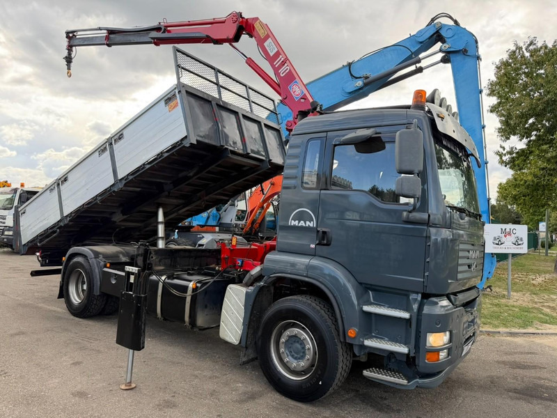 MAN TGA 18.350 4x2 TIPPER + CRANE HMF 1110 K2 + ROTATOR - STEEL SPRING / BLATT / BALLESTAS / LAMES - BE TRUCK - Camião basculante, Camião grua: foto 1 MAN TGA 18.350 4x2 TIPPER + CRANE HMF 1110 K2 + ROTATOR - STEEL SPRING / BLATT / BALLESTAS / LAMES - BE TRUCK - Camião basculante, Camião grua: foto 1