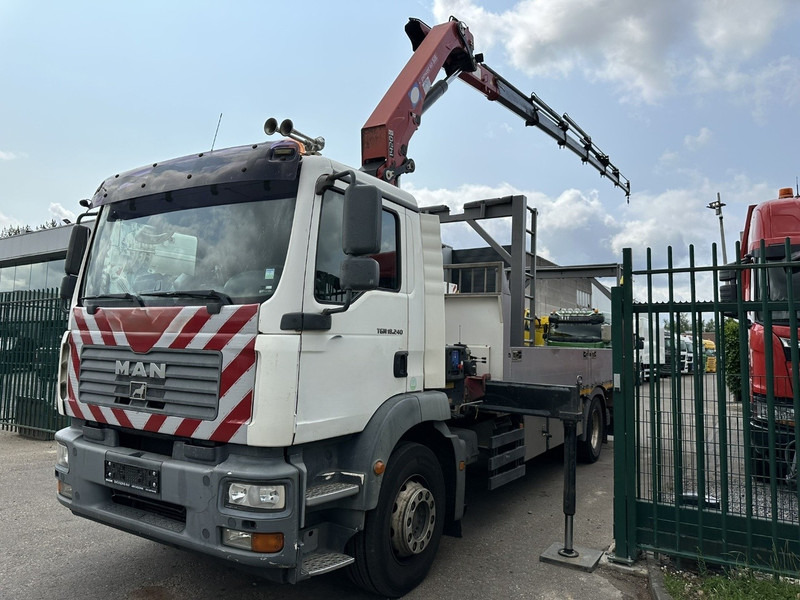 MAN TGM 18.240 4x2 + 2010 CRANE HMF 1420 K6 (17.5m! 6x) RADIO - PLATFORM 6m60 - MANUAL - EURO 3 - BE TRUCK - Camião de caixa aberta/ Plataforma, Camião grua: foto 3 MAN TGM 18.240 4x2 + 2010 CRANE HMF 1420 K6 (17.5m! 6x) RADIO - PLATFORM 6m60 - MANUAL - EURO 3 - BE TRUCK - Camião de caixa aberta/ Plataforma, Camião grua: foto 3