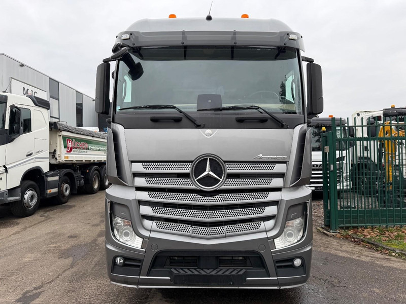 Mercedes-Benz ACTROS 2645 6x2 105m³ JUMBO + KRAN PALFINGER PK19001 (4x) - RETARDER - RADIO - *FULL AIR* - FRIGO - EURO 6 - SAF AS - BELGIAN TRUCK - Camião furgão, Camião grua: foto 3 Mercedes-Benz ACTROS 2645 6x2 105m³ JUMBO + KRAN PALFINGER PK19001 (4x) - RETARDER - RADIO - *FULL AIR* - FRIGO - EURO 6 - SAF AS - BELGIAN TRUCK - Camião furgão, Camião grua: foto 3